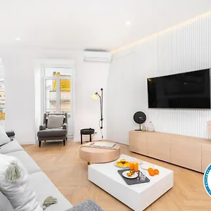 Whome | Luxury Duplex Prime Location Great For Families , Lisbon Portugal